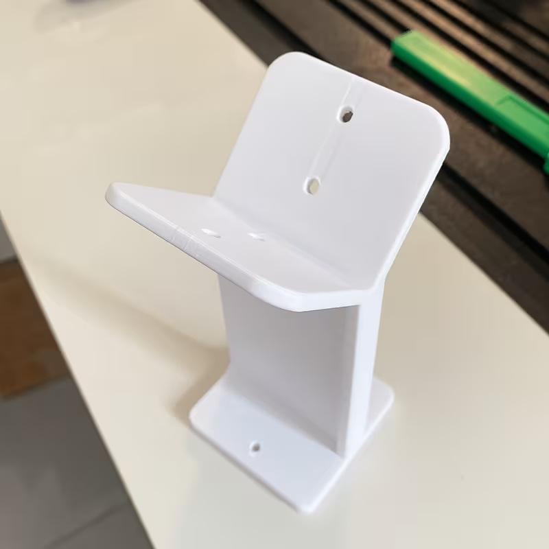 قطعة واحدة من حامل التثبيت على - مراجعة Eufy Camera S340 وسعره